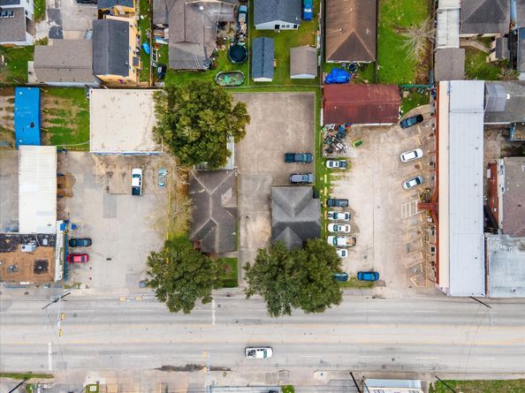 7828 Harrisburg Boulevard, Houston TX 77012
