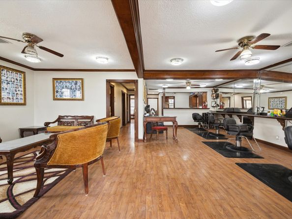 7828 Harrisburg Boulevard, Houston TX 77012