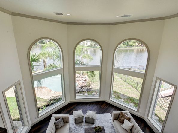 27 Pleasure Cove Drive, The Woodlands TX 77381