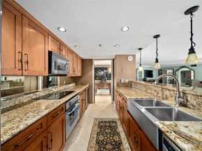 3525 Sage Rd 1512, Houston TX 77056