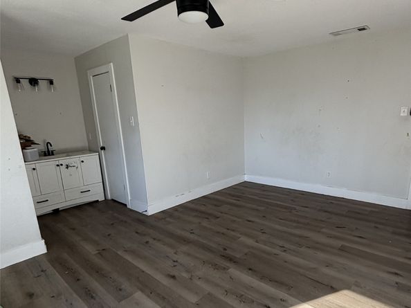 1500 Wildflower Drive, Round Rock TX 78664