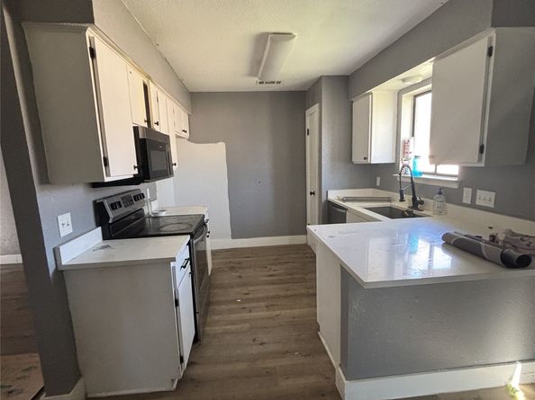 1500 Wildflower Drive, Round Rock TX 78664