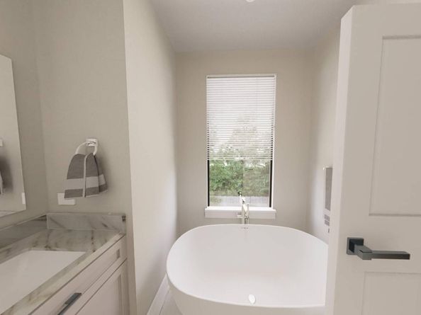 7709 Inwood Grove Lane, Houston TX 77088