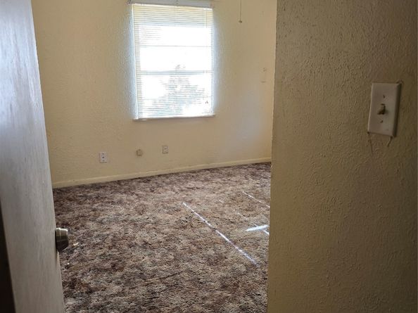 5655 Winding Creek Way, Houston TX 77017