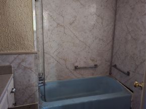 5655 Winding Creek Way, Houston TX 77017