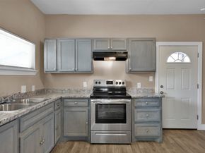 308 E Phillips Street, Conroe TX 77301