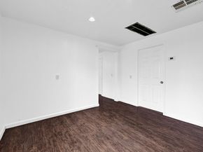 5015 Falls Street, Houston TX 77026