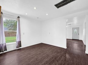 5015 Falls Street, Houston TX 77026