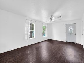 5015 Falls Street, Houston TX 77026