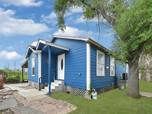 5015 Falls Street, Houston TX 77026