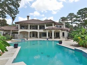 35 Gleannloch Estates Drive, Spring TX 77379