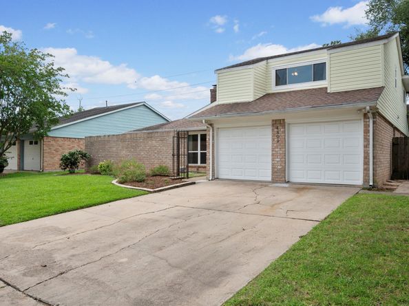 4809 Blueberry Hill Drive, Houston TX 77084