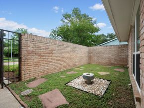 4809 Blueberry Hill Drive, Houston TX 77084