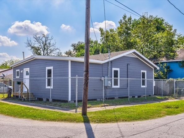 3802 Ranch Street, Houston TX 77026