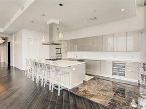 2727 Kirby Drive 19F, Houston TX 77098