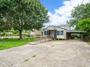 1817 Mcdaniel Street, Houston TX 77093