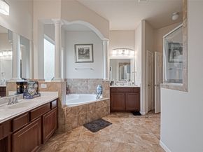 14202 Pearl Shadow Lane, Houston TX 77044