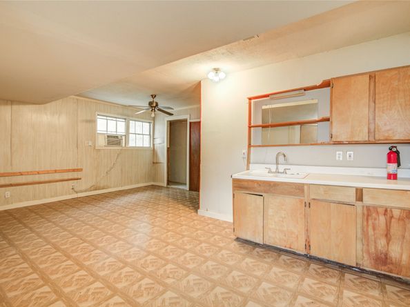 4753 Redstart Street, Houston TX 77035