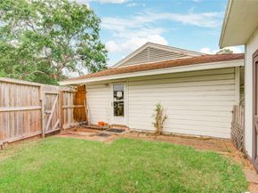 4753 Redstart Street, Houston TX 77035