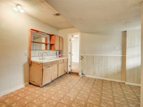 4753 Redstart Street, Houston TX 77035