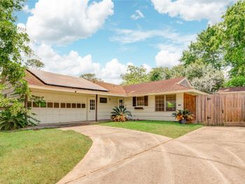 4753 Redstart Street