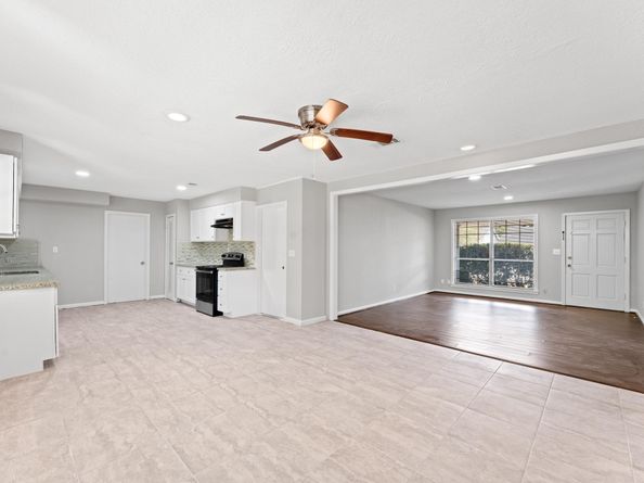 314 Empress Drive, Houston TX 77034