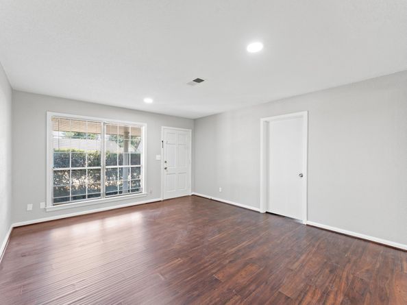 314 Empress Drive, Houston TX 77034