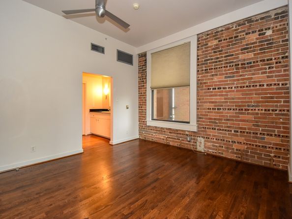 915 Franklin Street 4A, Houston TX 77002