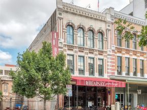 915 Franklin Street 4A, Houston TX 77002