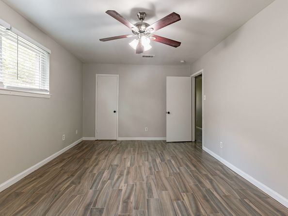 11419 Hillcroft Street, Houston TX 77035