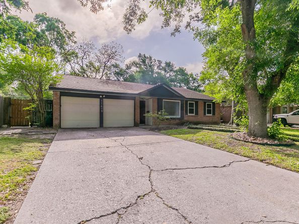 11419 Hillcroft Street, Houston TX 77035