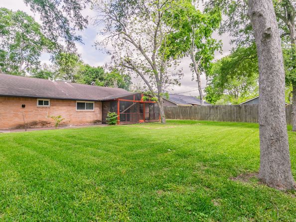 11419 Hillcroft Street, Houston TX 77035