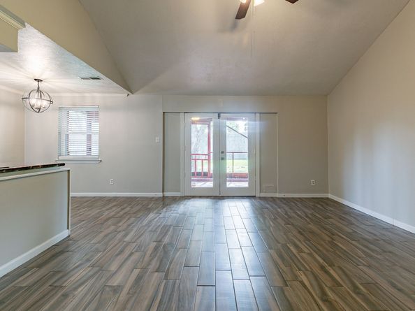 11419 Hillcroft Street, Houston TX 77035