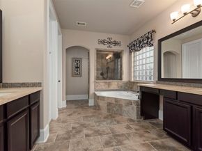 1715 Laremont Bend Drive, Spring TX 77386