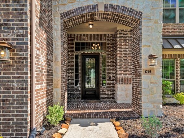 1715 Laremont Bend Drive, Spring TX 77386