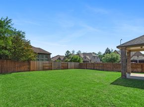 1715 Laremont Bend Drive, Spring TX 77386