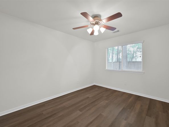 10 Barker Ridge Court, Spring TX 77382