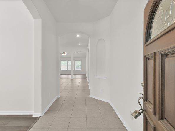 10 Barker Ridge Court, Spring TX 77382
