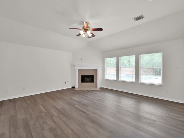10 Barker Ridge Court, Spring TX 77382