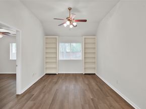 10 Barker Ridge Court, Spring TX 77382