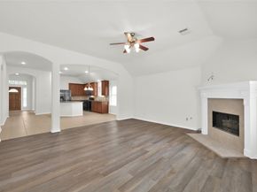 10 Barker Ridge Court, Spring TX 77382