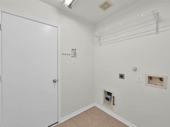 10 Barker Ridge Court, Spring TX 77382