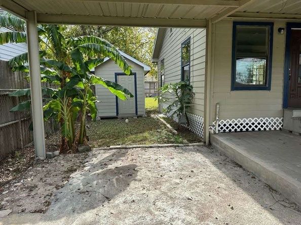 3418 Memel Street, Houston TX 77026