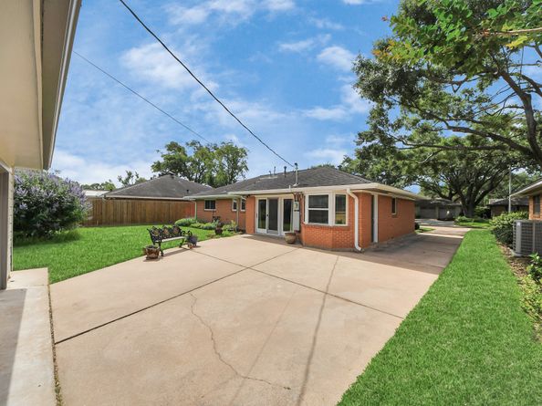1815 Tannehill Drive, Houston TX 77008