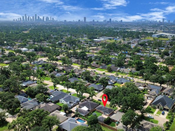 1815 Tannehill Drive, Houston TX 77008