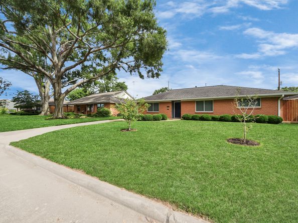 1815 Tannehill Drive, Houston TX 77008