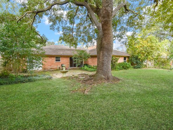 4721 Briarbend Drive, Houston TX 77035