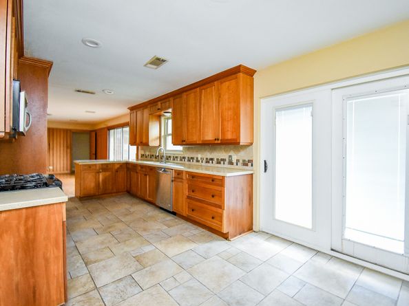 4721 Briarbend Drive, Houston TX 77035