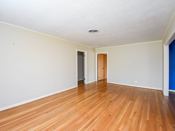 4721 Briarbend Drive, Houston TX 77035