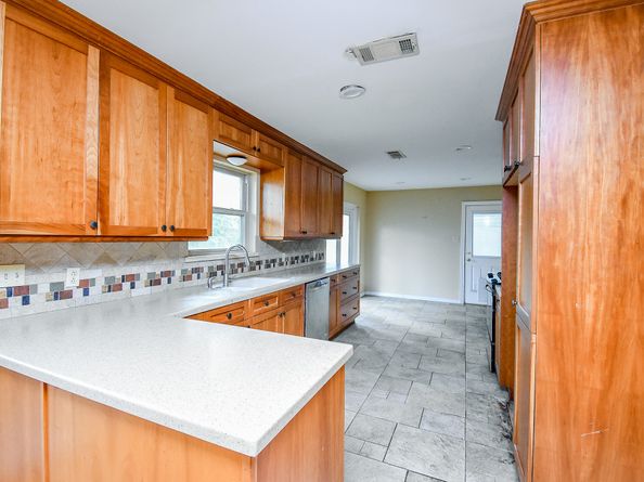 4721 Briarbend Drive, Houston TX 77035